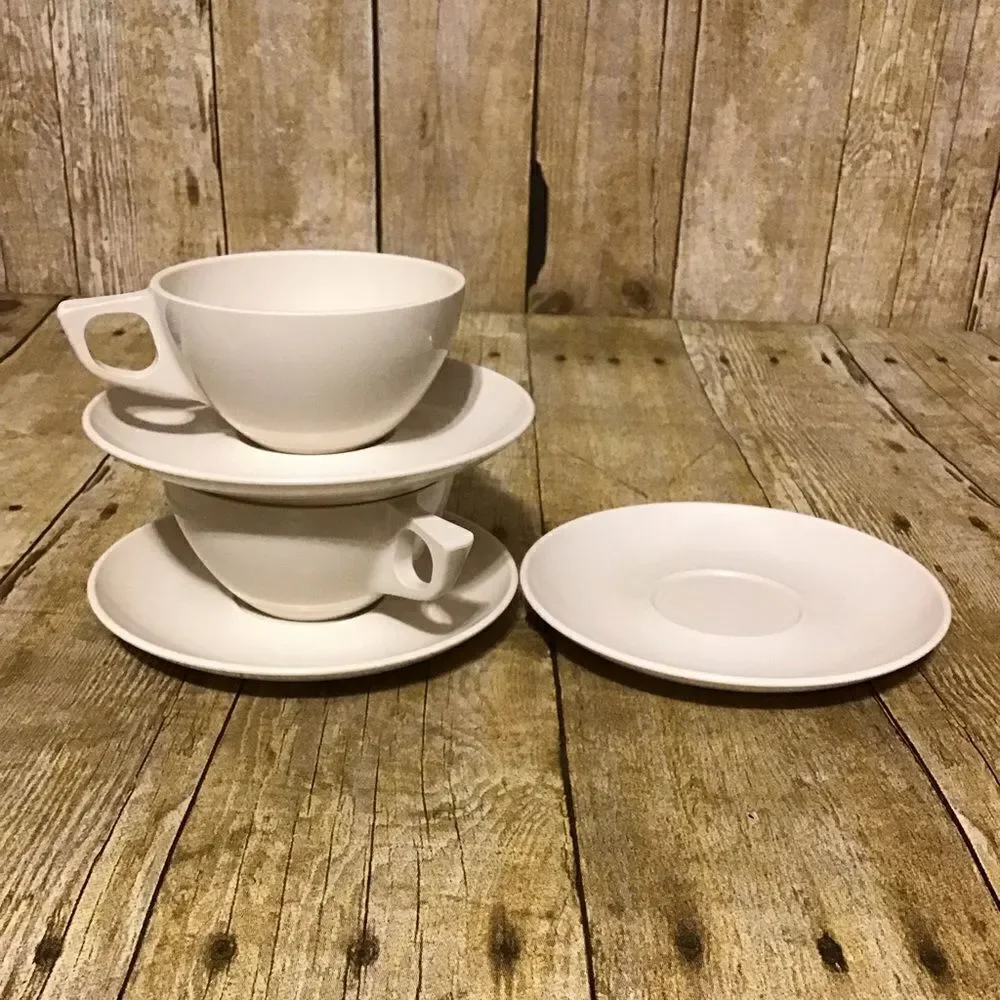 Vintage Stetson Melmac White Cups and Saucers‎